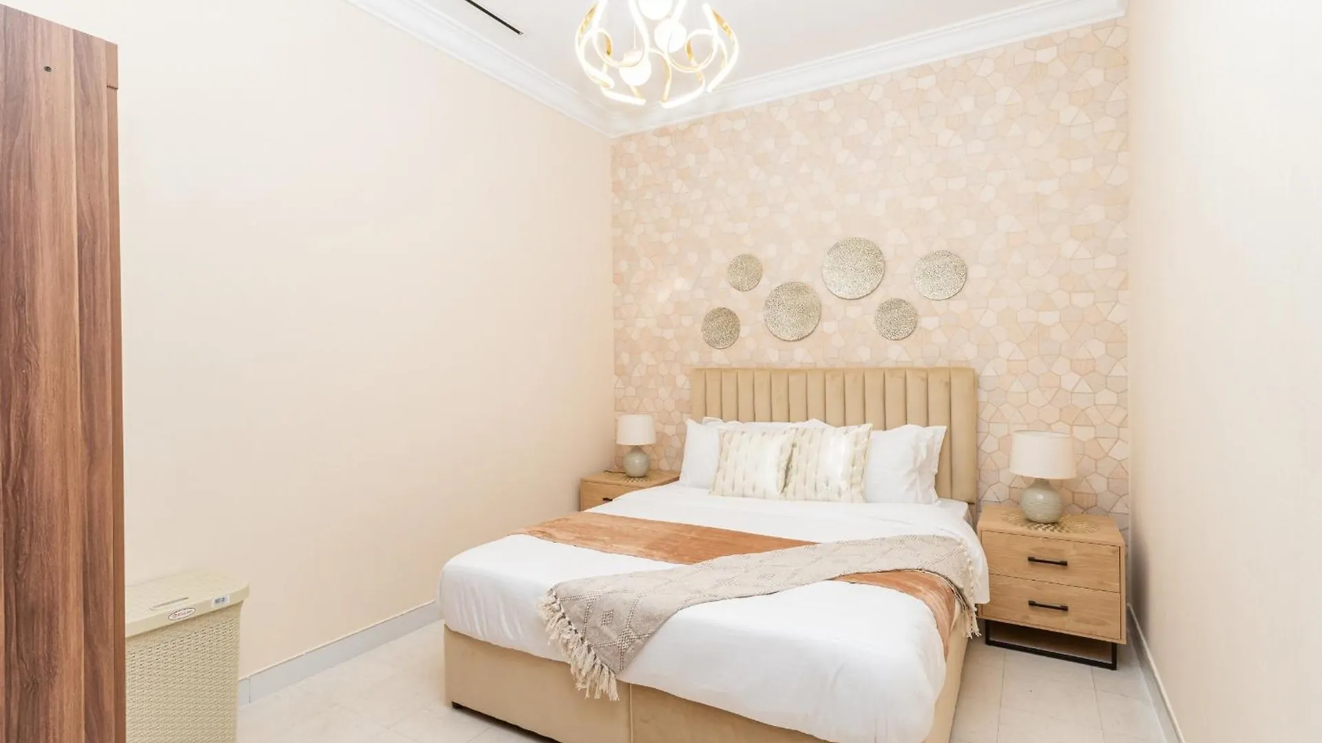 Exclusive 2Br In Al Yass Tower Dubai Marina - Private Terrace & Premium Community, Managed By Think Realty 0*,  United Arab Emirates